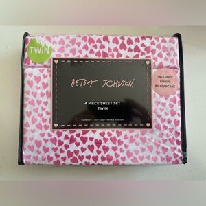 Betsey Johnson Heart Bed Sheets